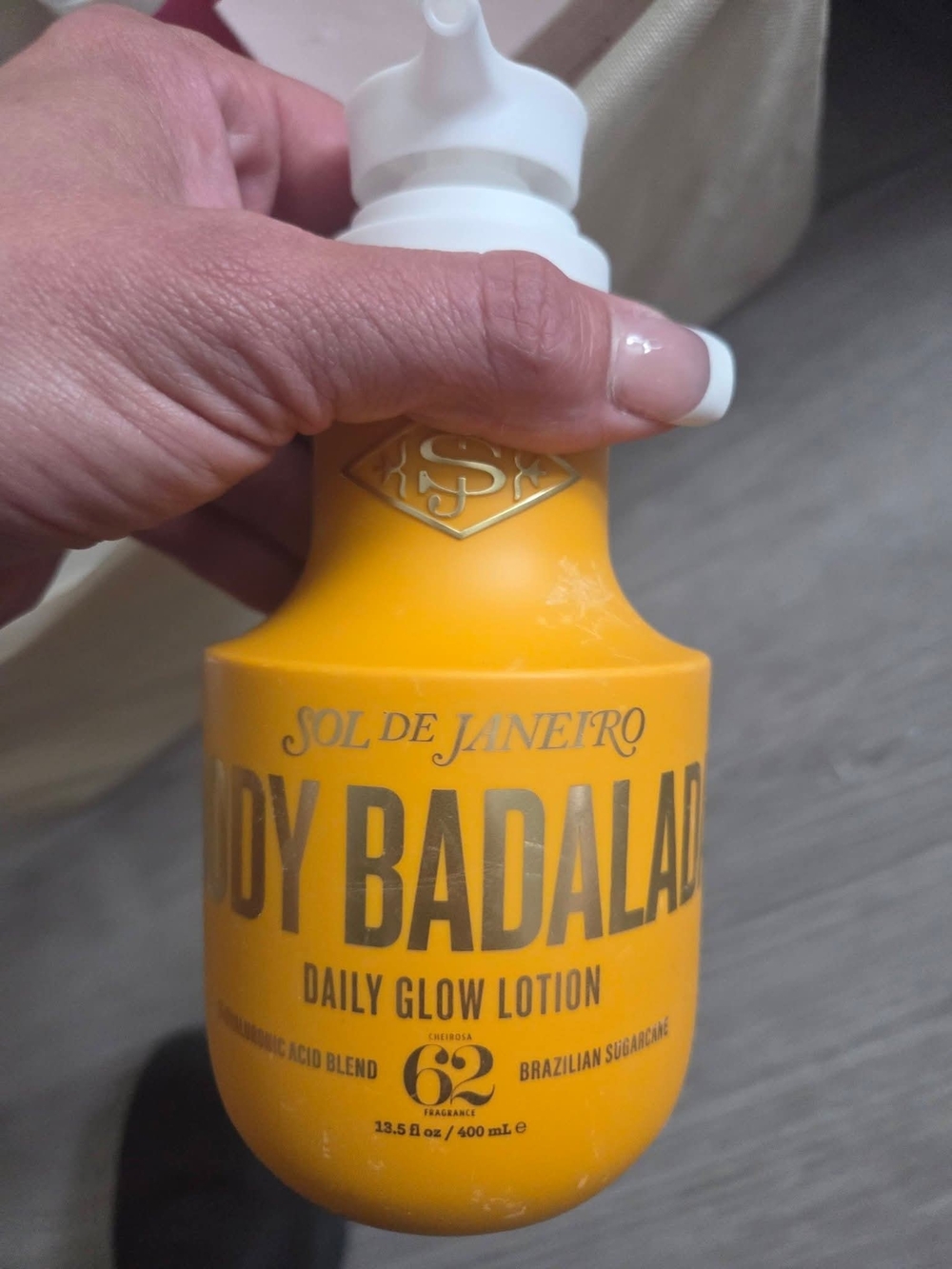 Sol de Janeiro Yellow Body Badalada Daily Glow Lotion